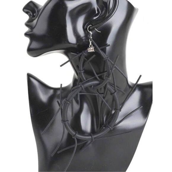 Spike Thorn Look Statememt Earrings - Picture 1 of 6